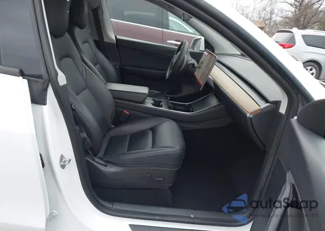 2020 Tesla Model Y Long Range Dual Motor All-Wheel Drive/Performance Dual Motor All-Wheel Drive from USA, damaged, VIN 5YJYGDEF8LF044398